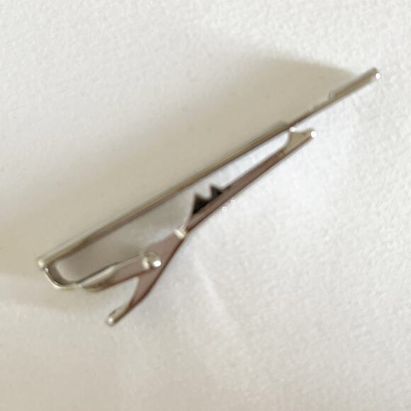 DIOR Vintage Floral Silk Tie and DIOR Silver Tie Clip Box - Picture 6 of 10